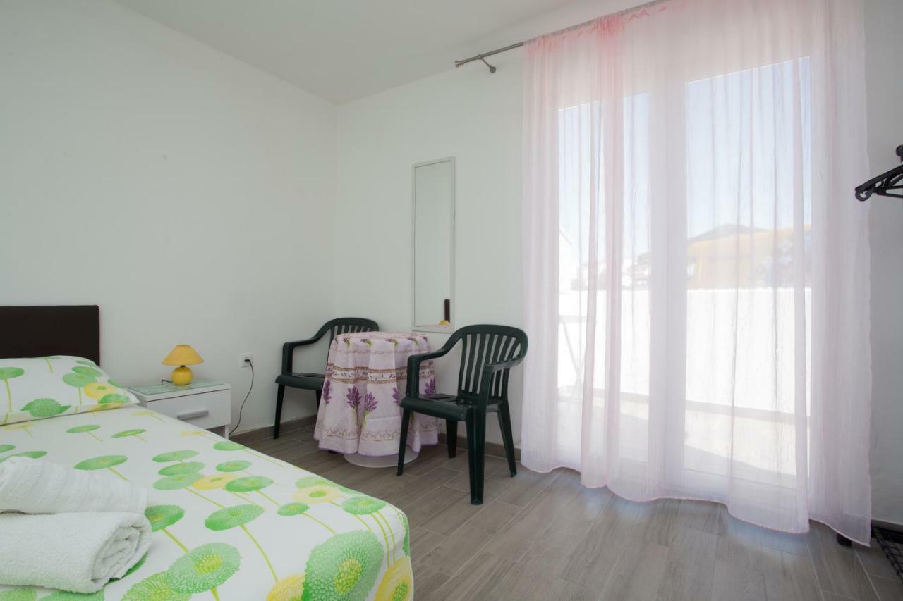 Apartments Sanja Hvar Town Bagian luar foto