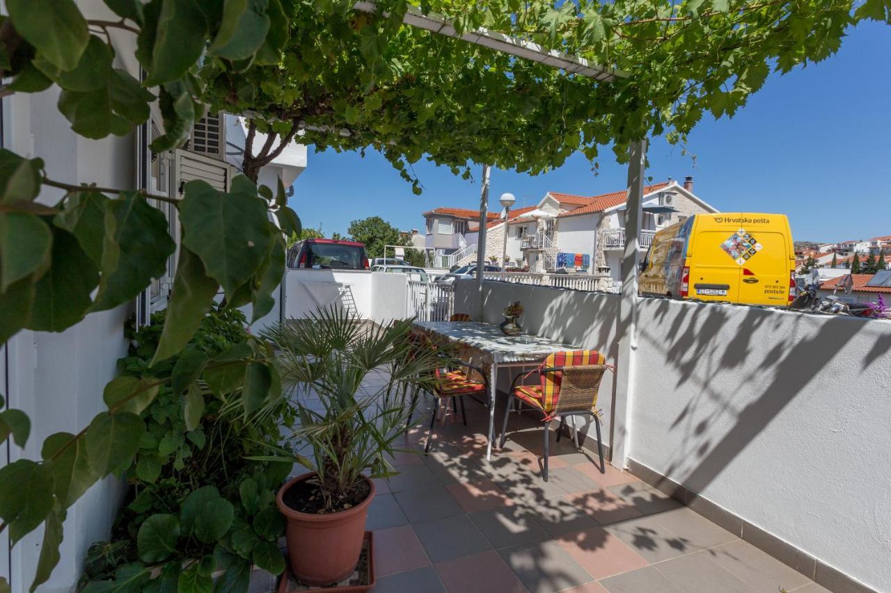 Apartments Sanja Hvar Town Bagian luar foto
