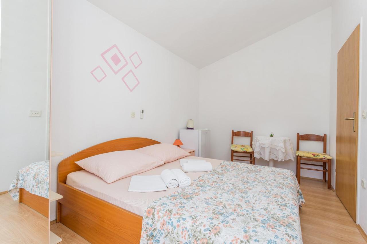Apartments Sanja Hvar Town Bagian luar foto